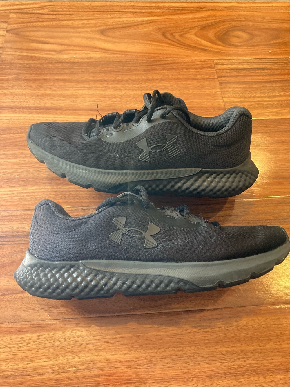 Under Armour Women’s Charged Rogue 4 Triple Black Size 8